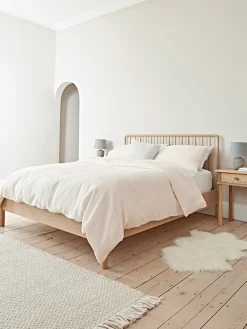 Cox & Cox Beds, Headboards & Mattresses<Bergen Oak Superking Bed - Natural