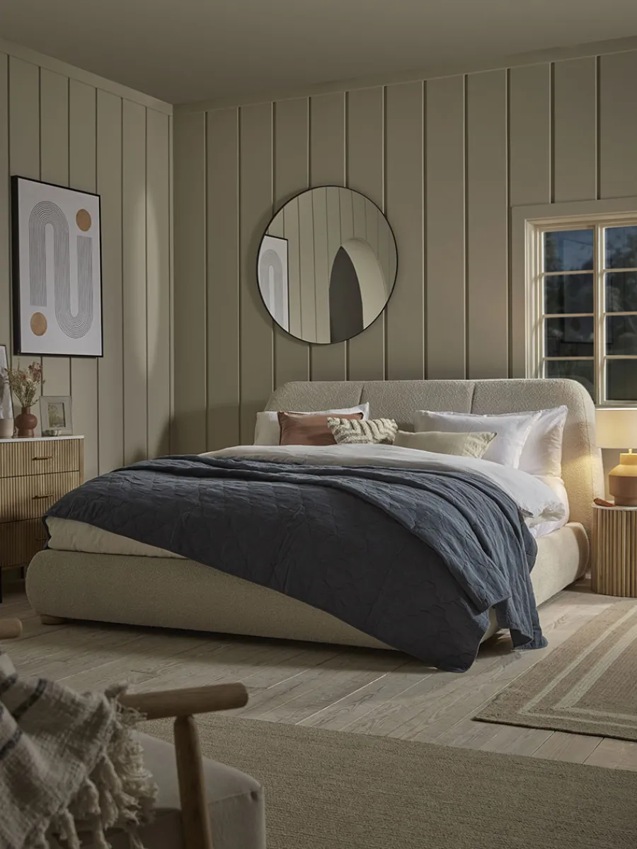 Cox & Cox Beds, Headboards & Mattresses<Boucle Bed - King Size