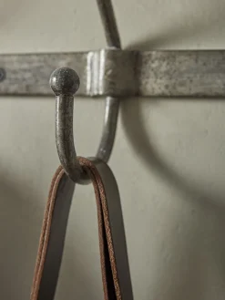 Cox & Cox Hooks & Hook Racks<Distressed Industrial Metal Hooks - Large