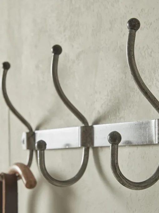 Cox & Cox Hooks & Hook Racks<Distressed Industrial Metal Hooks - Small