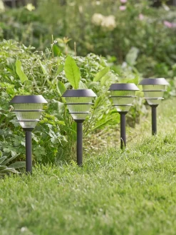 Cox & Cox Decorative Outdoor Lights|Decorative Outdoor Lights<Four Solar Tiered Stake Lights
