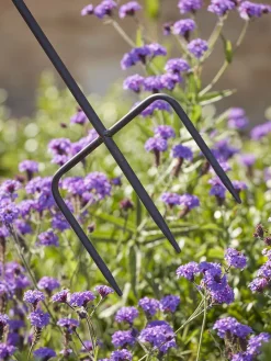 Cox & Cox Decorative Outdoors<Leaf Stake Décor