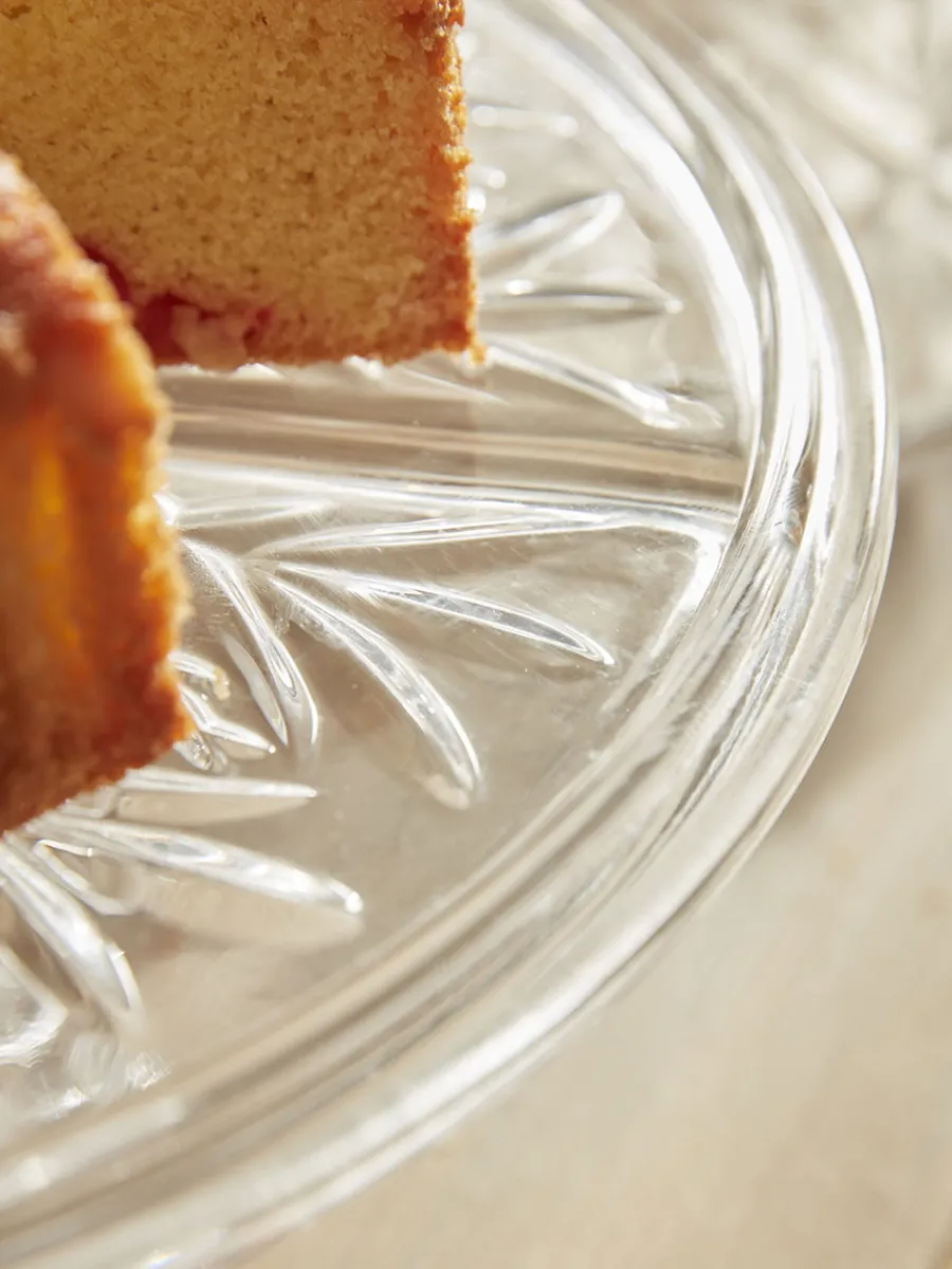 Cox & Cox Kitchen Accessories & Tableware<Vintage Style Covered Cake Stand